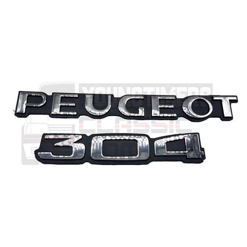 Monogramma Peugeot 304 cromato.