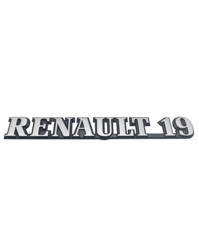 Renault 19 emblema del bagagliaio