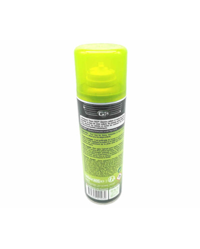 GS27's Car Interior Fabric Cleaner is easy to use.