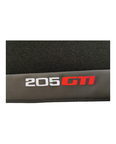 Tapetes feitos à medida para o seu Peugeot 205 GTi: escolha entre costuras vermelhas ou contornos pretos.