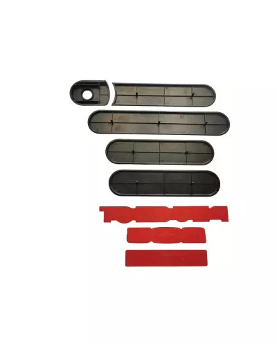 Evidenzia la tua passione per le auto con questo kit custode scavato per Peugeot 205 GTI.