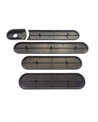 Il Kit Custode scavato per Peugeot 205 GTI 1L6 nero con monogrammi