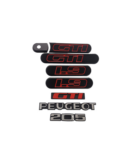 Dai un tocco di originalità alla tua Peugeot 205 GTI 1.9 nera con il kit Custos cavo
