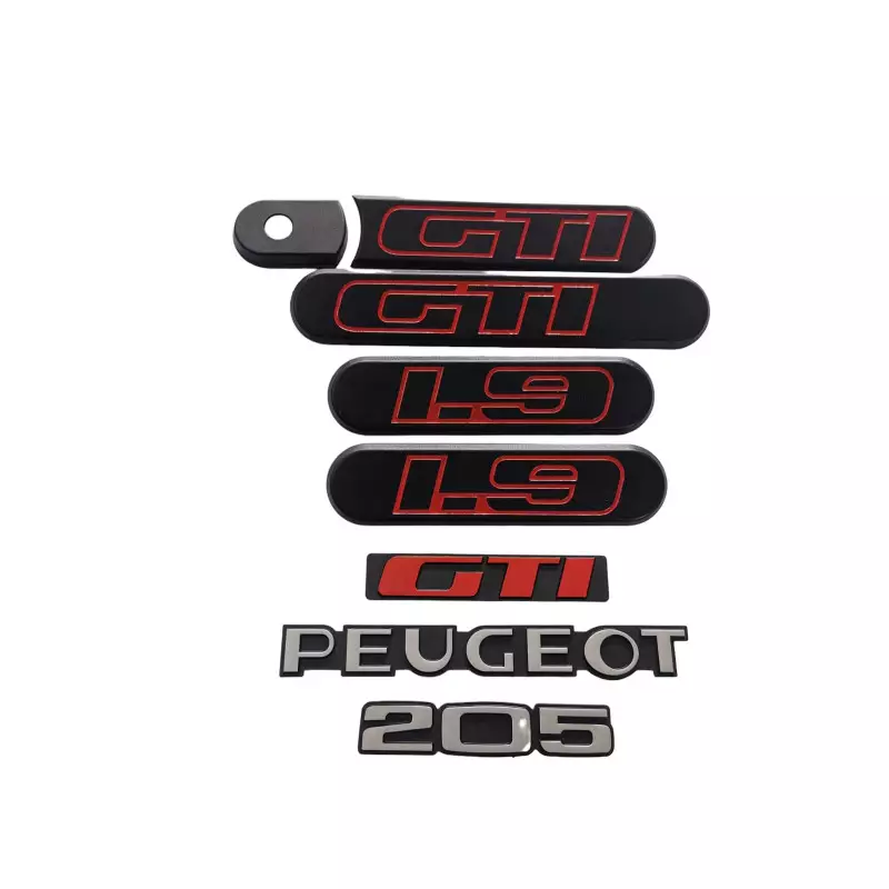 Dai un tocco di originalità alla tua Peugeot 205 GTI 1.9 nera con il kit Custos cavo