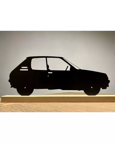 Silhouette in metallo della PEUGEOT 205 GTI