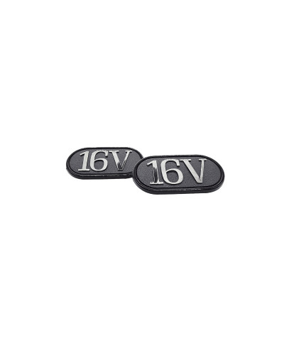 16V badge on the door moulding for the Renault Clio 16V