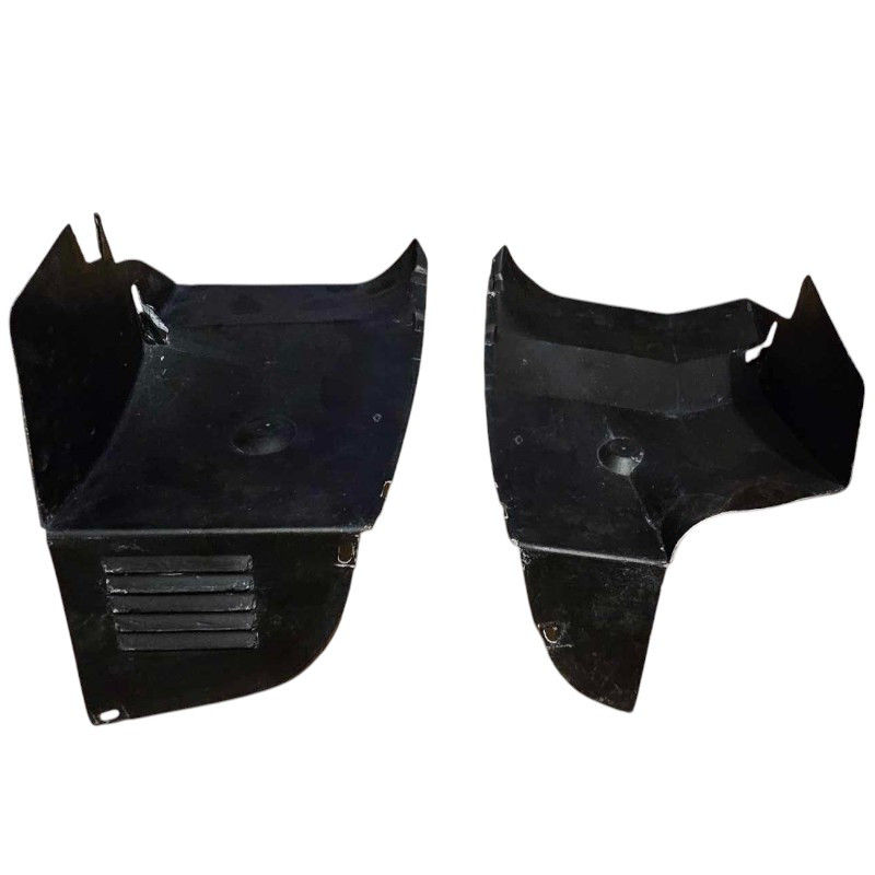 Paire pare-boues arrière (gauche et droit) pour Renault Clio 16S / 16V / WILLIAMS 7700802699 7700802700  fibre de verre