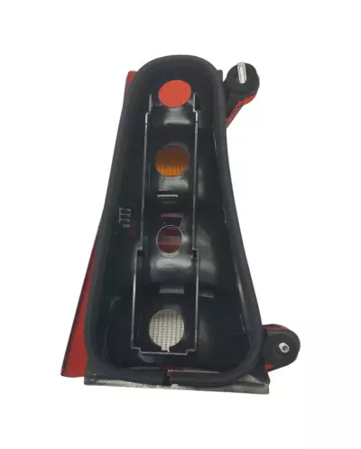 Luz trasera derecha Citroën AX
